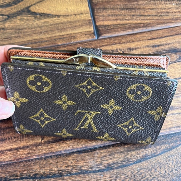 Louis Vuitton French Monogram Canvas Port Feuille Vienoise Wallet - Picture 2 of 15